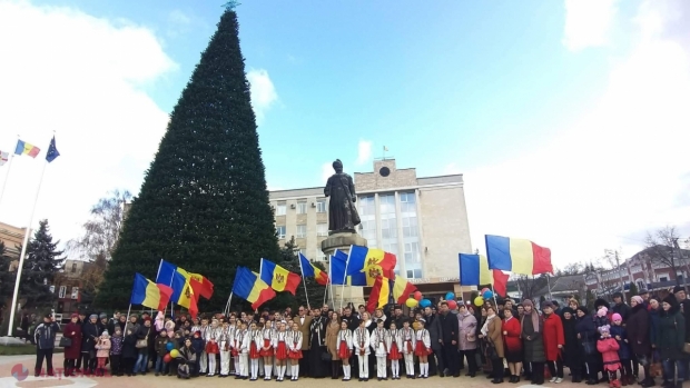 Hora UNIRII, la Orhei, de Ziua Națională a României. Ambasadorul Ioniță: „Este ziua când trebuie să privim cu recunoștință către trecut și cu încredere către viitor”