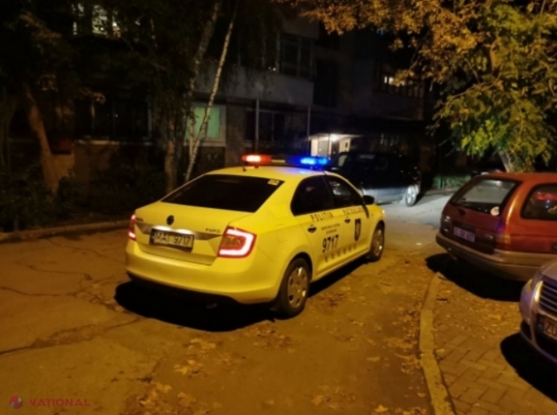 VIDEO // Chișinău: Gaze LACRIMOGENE, folosite la reținerea unui șofer BEAT criță și a pasagerilor săi agresivi, care refuzau să oprească mașina la somația Poliției