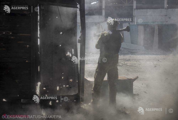 Procurorul general din Lugansk, estul separatist al Ucrainei, şi adjuncta sa au fost ucişi vineri într-o explozie