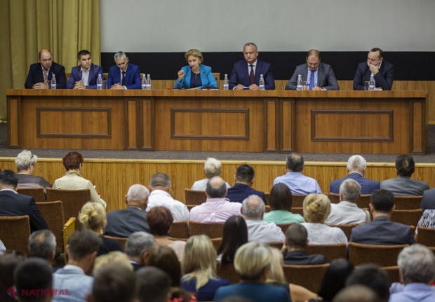 CULISE // Zinaida Grecianîi ar fi forțată să DEMISIONEZE. Cine ar urma să-i ia locul spicherului, care ieri a DISPĂRUT subit de la ședința Parlamentului