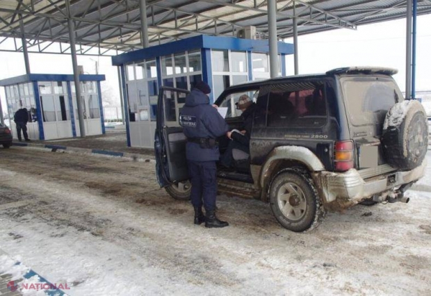  Cetățeni ai R. Moldova, ÎNTORȘI din drum la granița UE