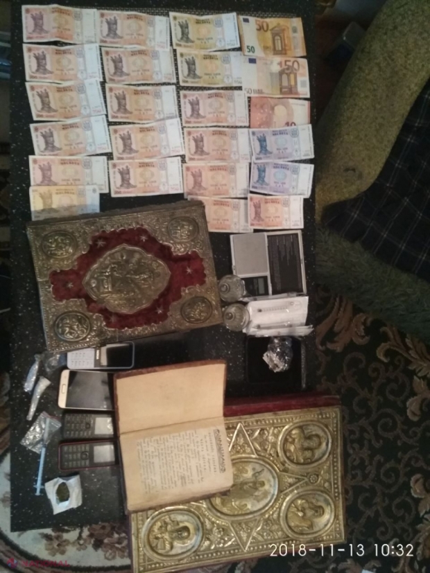 VIDEO, FOTO // Droguri și cărți BISERICEȘTI. Procurorii au deconspirat o grupare criminală în raionul Orhei