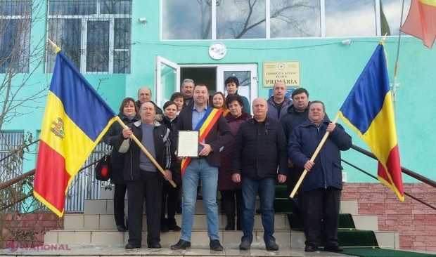 Un primar din R. Moldova le dă în OBRAZ colegilor care au semnat declarații de „STATALITATE”, la îndemnul lui Dodon: „La sigur au beneficiat de ajutorul României, grădinițe renovate, autobuze școlare…”