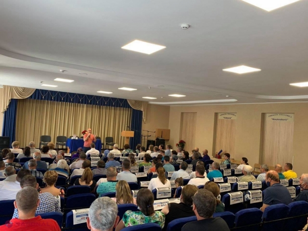 OPINIE // PD are șanse mari să se regăsească și în noul Parlament. „Toate acțiunile electorale ale PD se desfășoară în provincie, acolo unde au un număr mare de PRIMARI și simpatizanți”