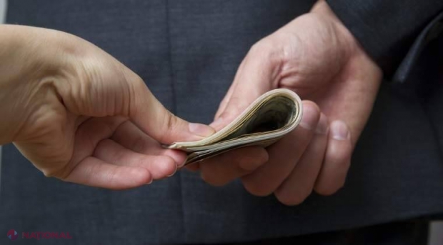 1 400 de euro, MITĂ pentru arhitectul-șef