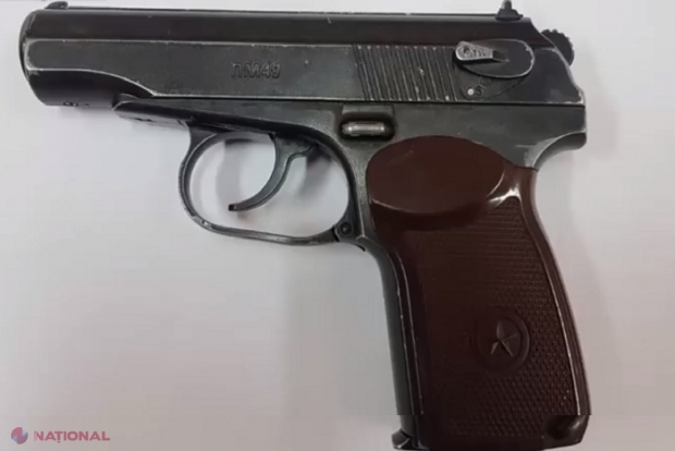 Chișinău: S-a dus la fosta concubină acasă și a snopit-o în bătaie, amenințând-o cu o ARMĂ deținută ilegal. Ce riscă atacatorul