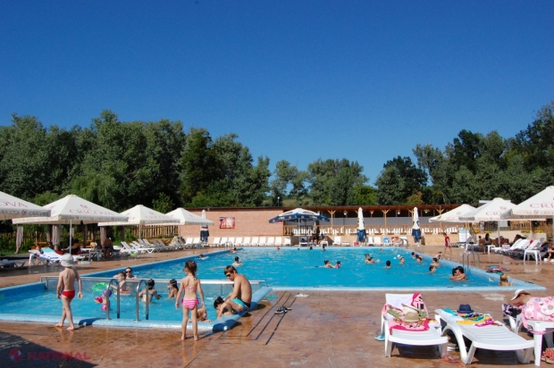 RESTRICȚII // Piscinele, FOCARE de COVID-19: Activitatea acestora, SUSPENDATĂ începând cu 1 august