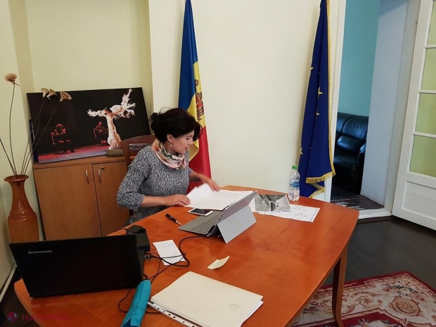 Silvia Radu se plânge că este „INVADATĂ” de trolli politici