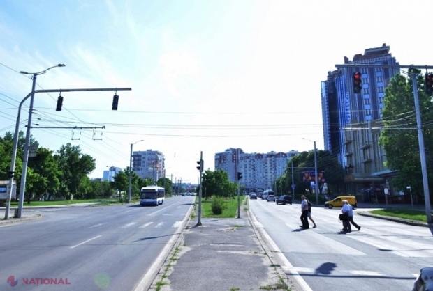 Atenție, șoferi! Traficul rutier, SUSPENDAT pe strada Ciuflea timp de o săptămână: Nouă rute de troleibuz și autobuz își schimbă itinerarele