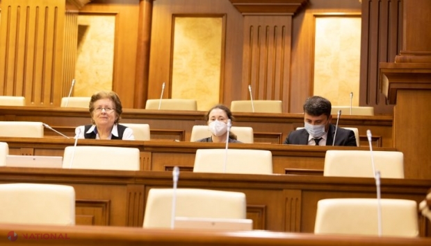 VIDEO // Parlamentul a votat componența COMISIEI care va avalua candidații la funcția de membru al CSM și CSP: Trei experți din R. Moldova și trei desemnați de partenerii de dezvoltare