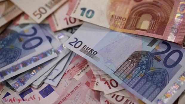 De e se DEPRECIAZĂ așa rapid Euro? Specialistul explică cauzele