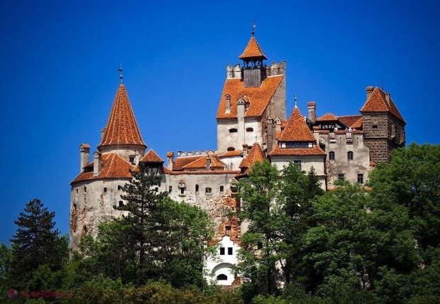 Un castel RENUMIT din România, de VÂNZARE?
