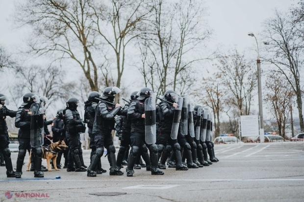 FOTO // „Fulger”, „Scorpion” sau „Pantera”: Trupele speciale din R. Moldova, instruite de pușcașii marini ai SUA, ca să poată anticipa și riposta în cazul unor eventuale atacuri teroriste
