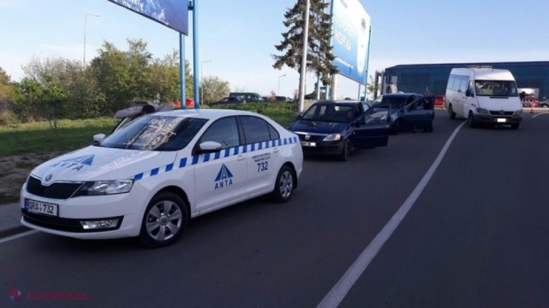 Inspectori ANTA, care opreau mașinilie și cereau mită de până la 9 000 de lei, REȚINUȚI