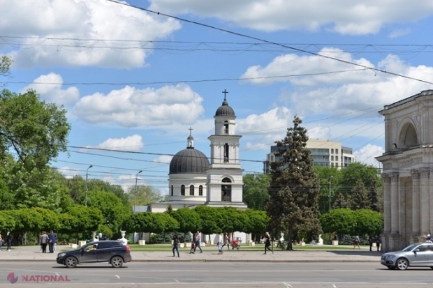 IMPORTANT // Hramul Chișinăului va BLOCA centrul orașului pe 14 și 15 octombrie: Trasee schimbate pentru 21 de rute de troleibuz, cinci de autobuz și șase de microbuz