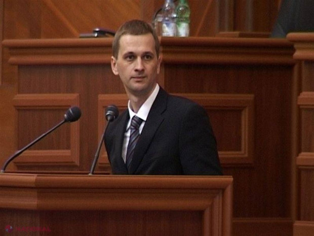 Roșca despre guvernatorul BNM, Dorin Drăguțanu: „E DEFORMAT”