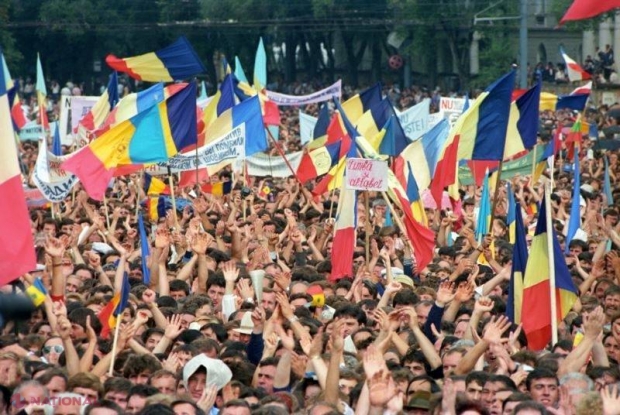 ARHIVĂ // Cum a ieșit R. Moldova din „ghearele ursului rusesc”: Filmul documentar realizat de TVR Moldova