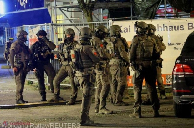 Germania: Trei morţi şi cinci răniţi, într-un atac cu cuţitul la un festival din oraşul Solingen 