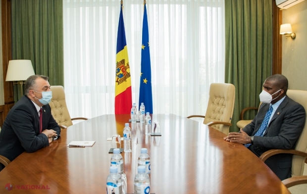 Ambasadorul SUA, discuții cu premierul Chicu despre organizarea celui de-al doilea tur al alegerilor prezidențiale