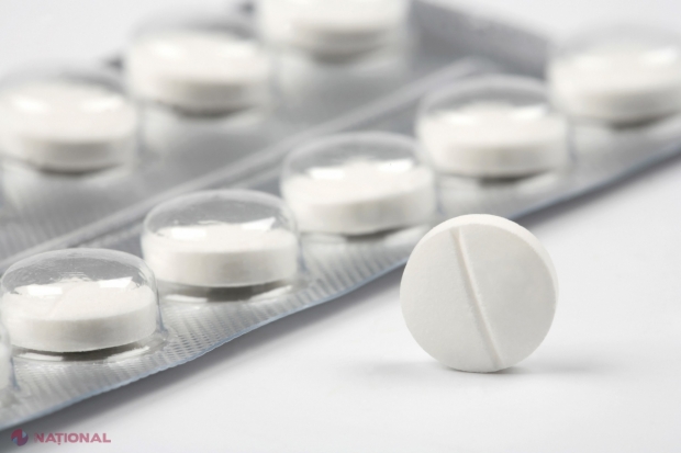 Un bărbat a MURIT de la o supradoză de paracetamol, după ce s-a tratat singur de COVID. Câte pastile a luat