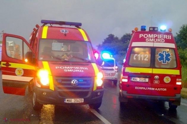 Un MORT şi zece RĂNIȚI după ce un microbuz cu MOLDOVENI s-a ciocnit cu o autoutilitară, în România