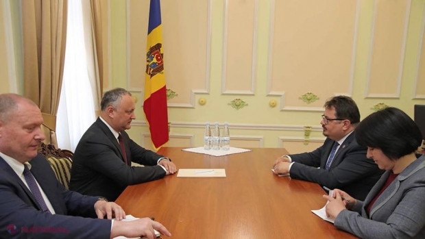 Igor Dodon a încercat să-l CONVINGĂ pe șeful Delegației UE la Chișinău că R. Moldova ar putea deveni „un pod de legătură dintre UE și Uniunea Euroasiatică”. Ce spune despre turul II al alegerilor din Chișinău