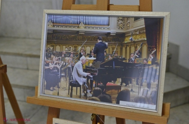 Maestrul Eugen Doga împlinește 84 de ani: Expoziție de FOTOGRAFIE dedicată compozitorului, care va putea fi vizitată timp de o lună