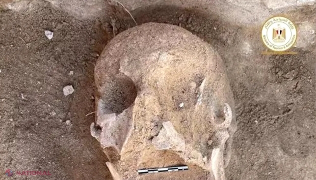 FOTO // Descoperirea neașteptată făcută în gura unei mumii, în Egipt. Arheologii au rămas perplecși