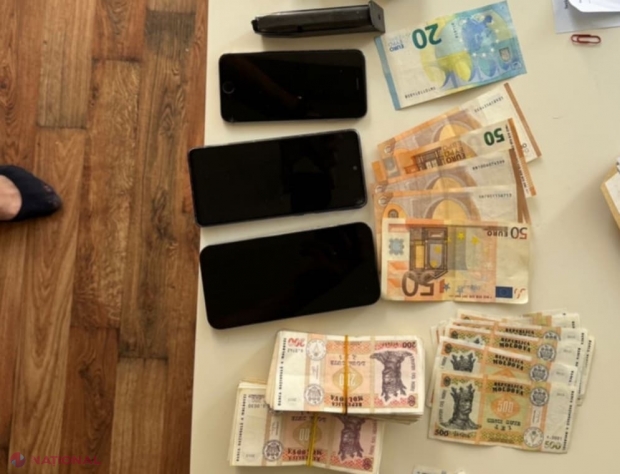 Doi bărbați din capitală cercetați de CNA după ce ar fi pretins MITĂ de 2600 de euro pentru facilități la vămuirea unui automobil
