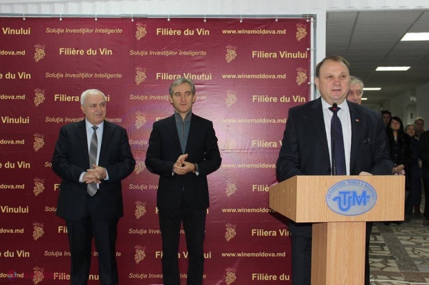 FOTO Echipamente de ULTIMĂ generație și standarde EUROPENE într-o universitate din Chișinău