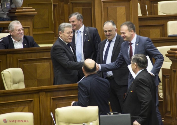 Parlamentul promite că se apucă mâine de lucru. Ce subiecte din „agenda foarte încărcată”  urmează să discute deputații