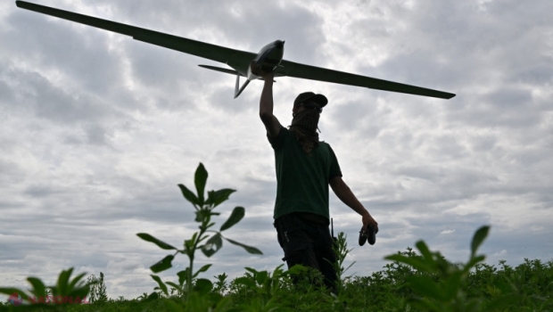Ucrainenii au vizat pentru prima oară un aeroport internațional din Moscova. Atac cu drone în mai multe districte din capitala rusă