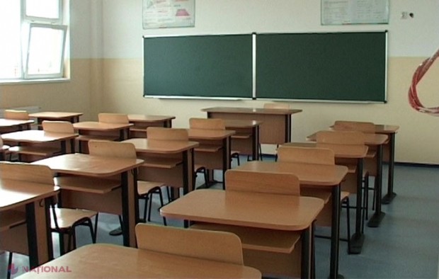 Când ar putea fi ÎNCHISE ȘCOLILE și grădinițele din R. Moldova, dar și suspendate toate ZBORURILE dinspre Italia. Autoritățile vor să INTERZICĂ și unele întruniri care ar aduna un anumit număr de oameni