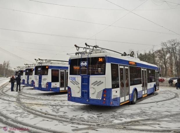 FOTO // Cum arată troleibuzele lansate astăzi pe traseul Chișinău-Trușeni: Noi-nouțe, cu propulsie autonomă și aer condiționat