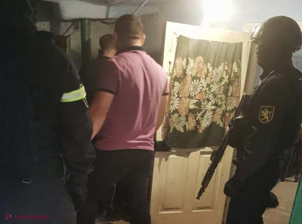 VIDEO // Doi soți din Călărași, atacați, bătuți și imobilizați în propria casă de către hoți: Făptașiii - identificați și prinși