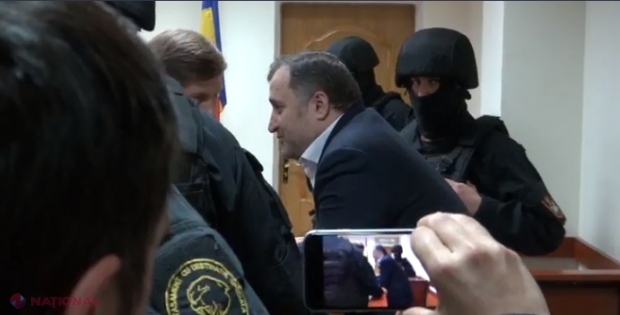 VIDEO // Curtea de Apel a RESPINS cererea avocaților lui Vlad Filat: Dosarul în care a fost condamnat la nouă ani de închisoare nu va fi revizuit. „Justiție selectivă”