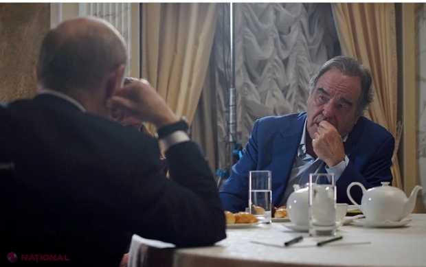 Oliver Stone i-a cerut lui Vladimir Putin să fie nașul fiicei sale. Răspunsul liderului de la Moscova