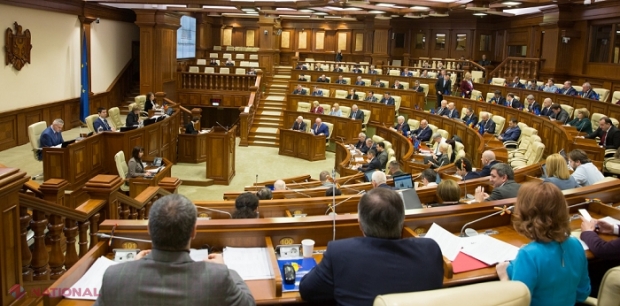 LIVE VIDEO // Parlamentul se întrunește în ședință pentru a dezbate Acordul de împrumut cu Federația Rusă: Opoziția reclamă ABUZURI