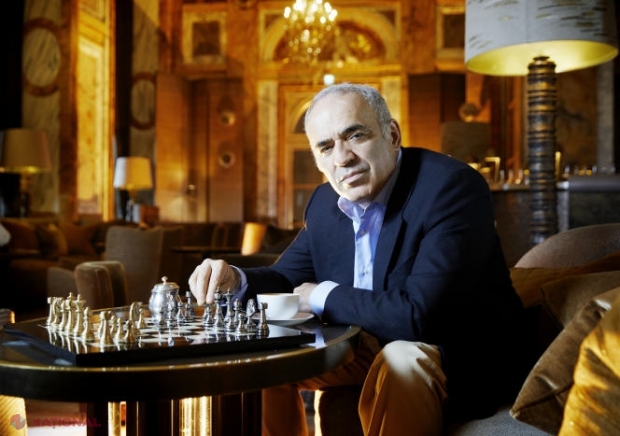 Marele Garry Kasparov e convins că SFÂRȘITUL lui Putin ar fi mult mai APROAPE decât își imaginează lumea. „Cariera politică i se va încheia fără voinţa lui. ​Când Putin va declara mobilizarea generală, atunci sfârşitul va fi aproape”
