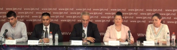 VIDEO // Părinții copiilor care învață la liceele „Orizont”, petiție către demnitari prin care solicită anchetarea celor care se fac vinovați de extrădarea ilegală a profesorilor în Turcia: Unul dintre ei, supus torturii, ar avea cotul rupt