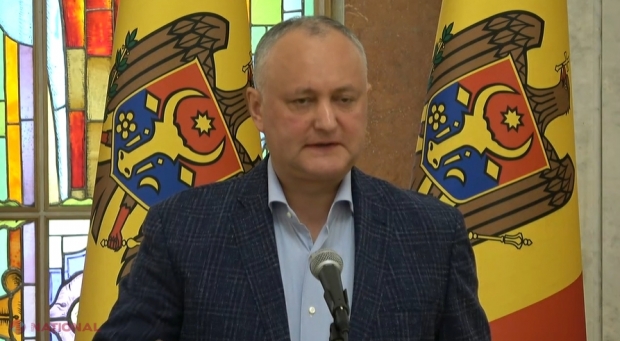 Apel al opoziției: „NU IEȘIȚI, MÂINE, 6 aprilie, la serviciu”; „Care a fost scopul să-i ții doar câteva zile acasă?”. Dodon recunoaște că „intrăm în perioada CRITICĂ”, dar insistă ca bugetarii să REVINĂ la serviciu