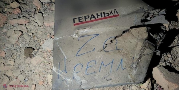 VIDEO // Rușii au demarat atacurile de RĂZBUNARE, pentru presupusul atac cu drone asupra Kremlinului. Odesa a fost lovită cu drone pe care era scris mesajul „Pentru Kremlin”