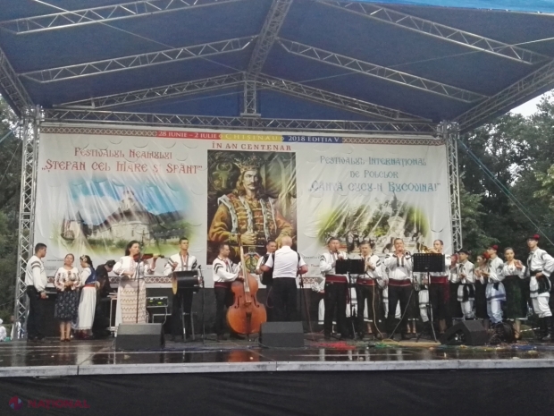 Concerte INEDITE, în fiecare seară în centrul Chișinăului: Evoluează artiști din România, Cernăuți și R. Moldova