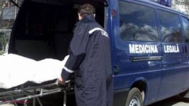 Gravidă găsită moartă în autobuz. Şoferul a crezut că doarme