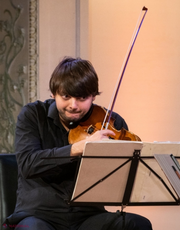 FOTO // Violonistul Ionel Manciu, tatăl unei fetițe de aproape un an