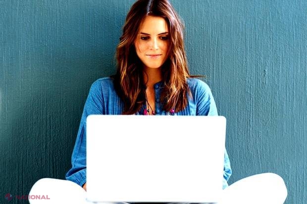 PERICOL // Ce se ÎNTÂMPLĂ cu corpul tău când stai la calculator