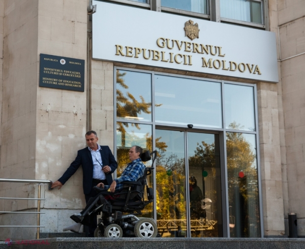 INFOGRAFIC // Persoanele cu dizabilități din R. Moldova, CONDAMNATE de către stat la SĂRĂCIE