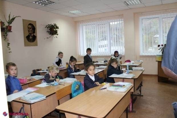 Elevii din clasele PRIMARE nu vor mai fi privilegiați: Vor avea aceleași VACANȚE în anul de studii 2017-2018 ca elevii de la gimnaziu și liceu