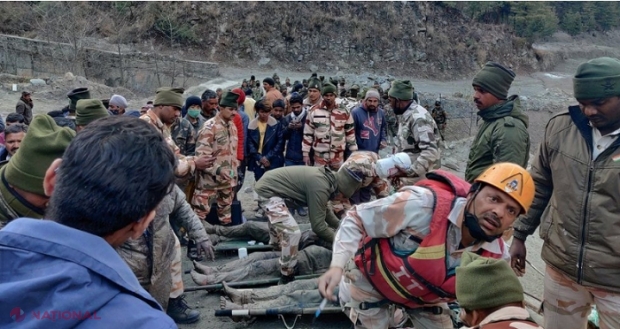 Numeroși morți și persoane dispărute după RUPEREA gheţarului din Himalaya