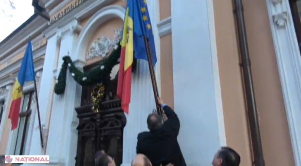 Deputații Partidului Liberal au ARBORAT drapelul UE pe sediul Președinției